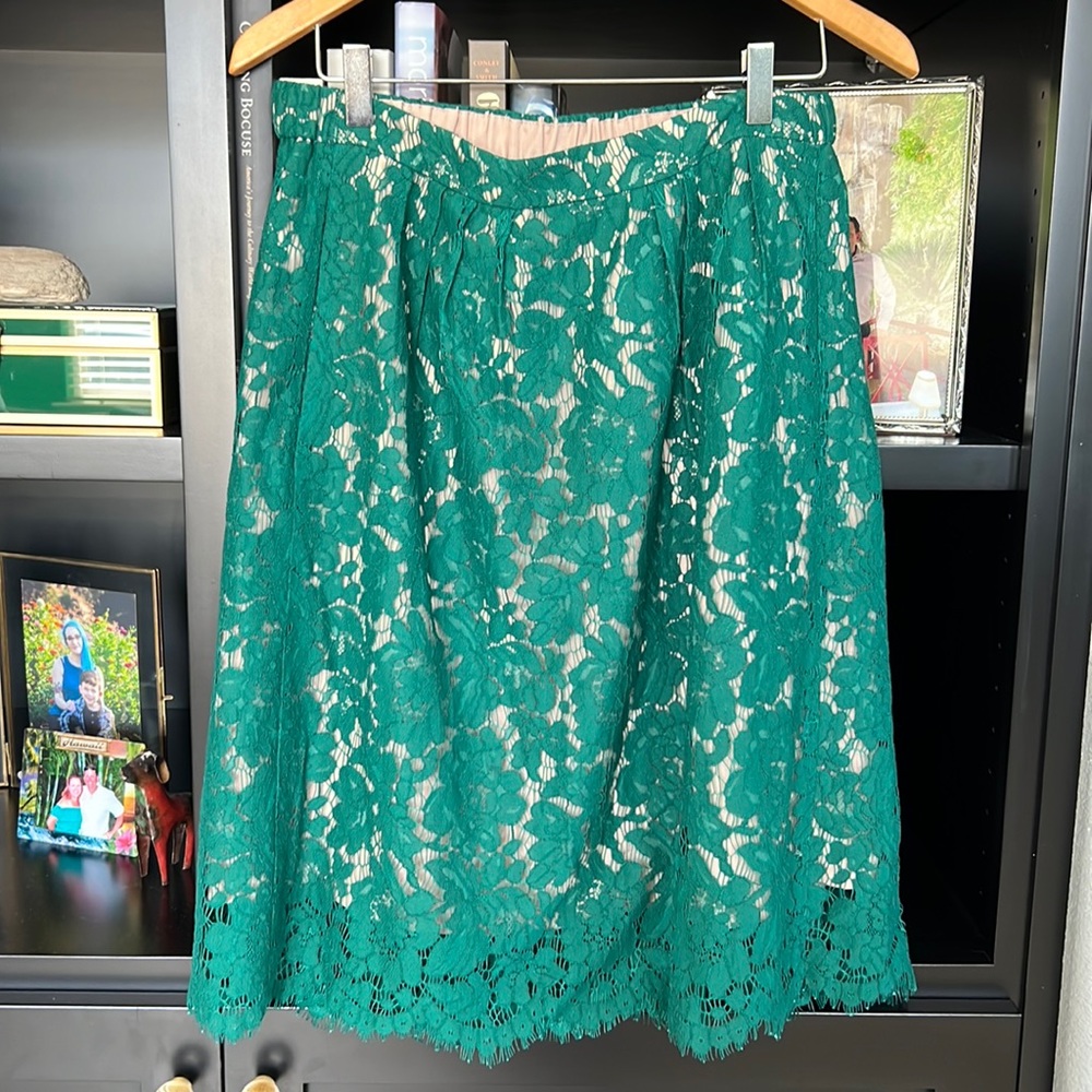 J. Crew green lace skirt. 10p